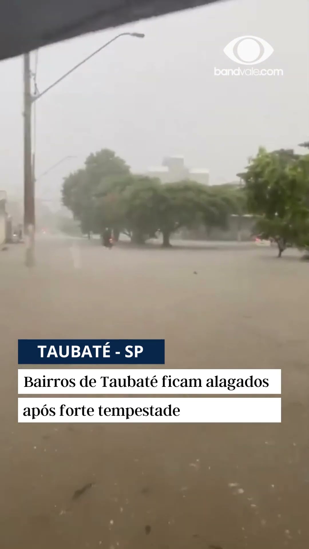 Bairros de Taubaté ficam alagados após fortes tempestades